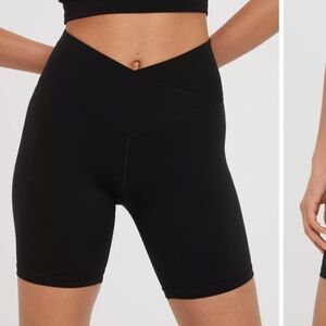 OFFLINE By Aerie Real Me Crossover 7" Bike Short